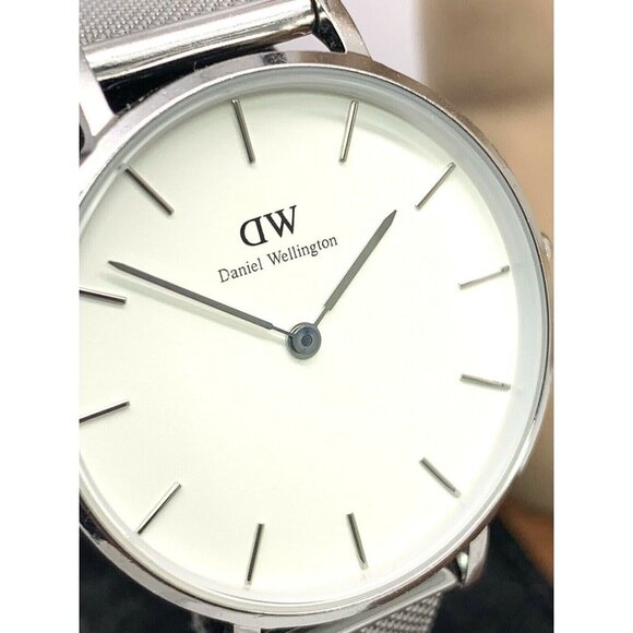 Daniel Wellington Womens Watch DW00100164 White Dial 32mm Silver Mesh Steel - Picture 12 of 13